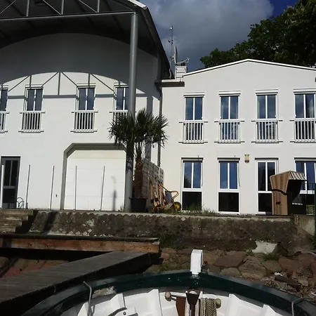 Apartment Seaside Marina