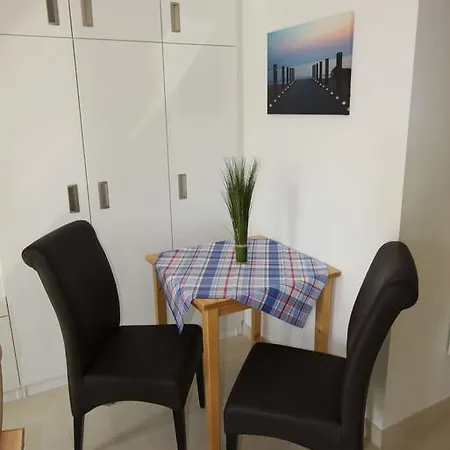 Apartment Seaside Marina