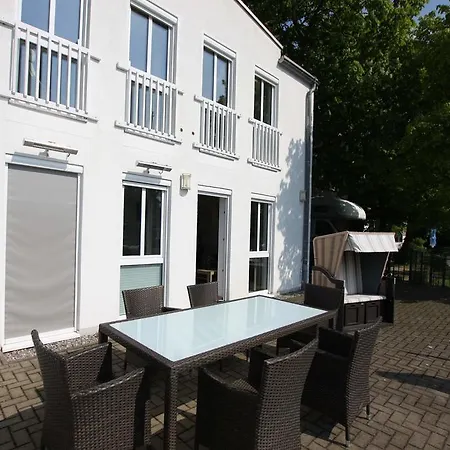 Apartment Seaside Marina *