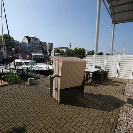 Apartment Seaside Marina *